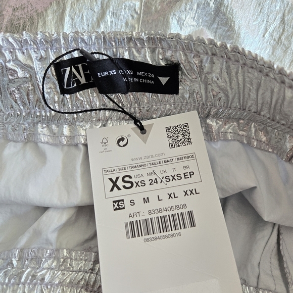 New Zara Shiny Metallic Silver Parachute Mid Rise Pants Trousers 8338/405 NWT XS - Picture 12 of 12